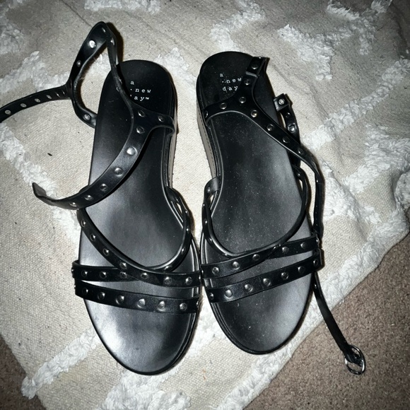 Student Platform Sandals - Picture 1 of 3
